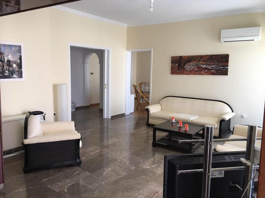 Apartment In Markopoulo Center Markopoulo Mesogaias Luaran gambar